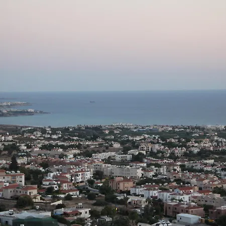Fakontis Court
