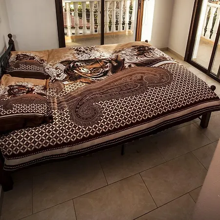 Apartment Fakontis Court Peyia