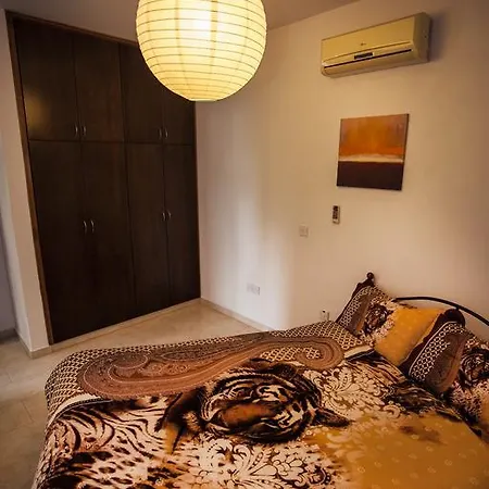 Apartment Fakontis Court *