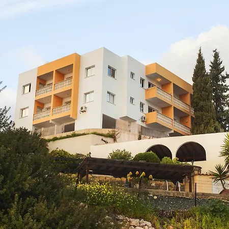 Apartment Fakontis Court *