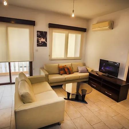 Apartamento Fakontis Court Peyia