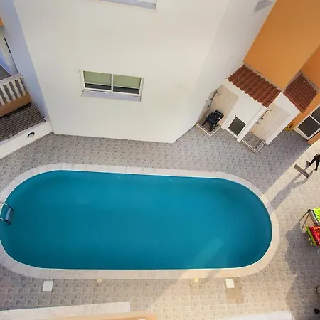 Apartamento Fakontis Court *
